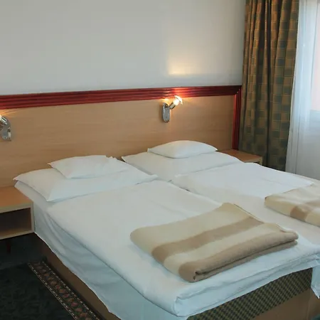 Tisza Sport Hotel 3*